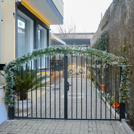Dream House Enia 1 Apartment Shkodër Екстериор снимка