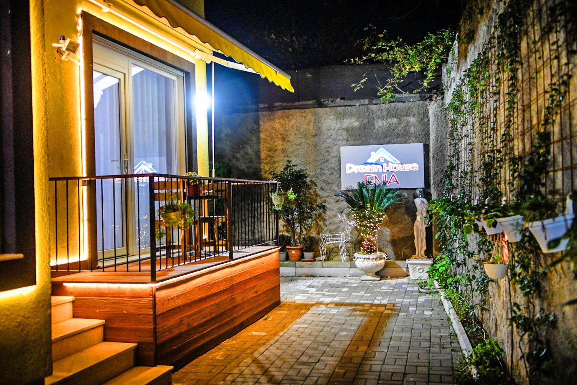 Dream House Enia 1 Apartment Shkodër Екстериор снимка